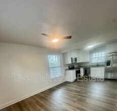 1606 Parks Ave in Virginia Beach, VA - Building Photo - Building Photo