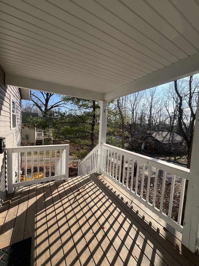 1014 W Cottage Grove Ave in Bloomington, IN - Building Photo - Building Photo