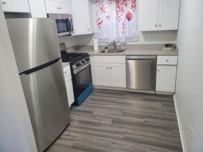 1143 E Sydney St in Philadelphia, PA - Building Photo - Building Photo