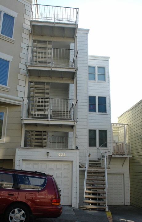 425 Greenwich St in San Francisco, CA - Building Photo