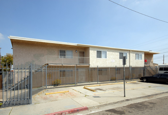 Cannon Apartments in Los Angeles, CA - Building Photo - Building Photo