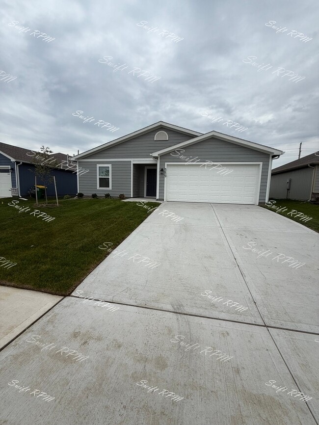 property at 559 W Lanesfield St