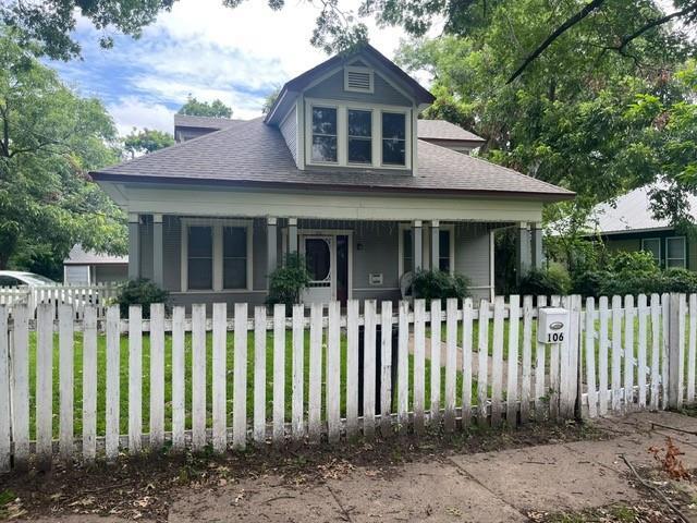 property at 106 Lawrence Ave
