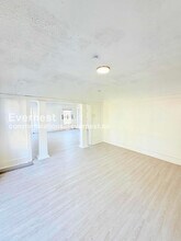 8939 Dexter Ave in Detroit, MI - Foto de edificio - Building Photo