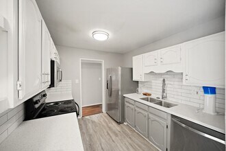 6811 Tara Blue Ridge Dr in Richmond, TX - Building Photo - Building Photo