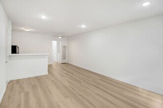 1432 16th St, Unit 03 in Santa Monica, CA - Building Photo - Building Photo