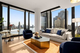 685 1st Ave in New York, NY - Building Photo