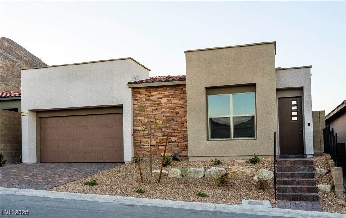 11658 Hatchling Ave in Las Vegas, NV - Building Photo