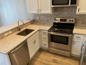1227 15th St NW in Washington, DC - Building Photo - Building Photo