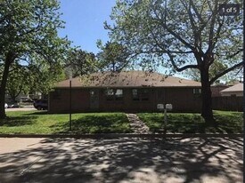 1426-1428 Jarvis Dr in Manhattan, KS - Building Photo