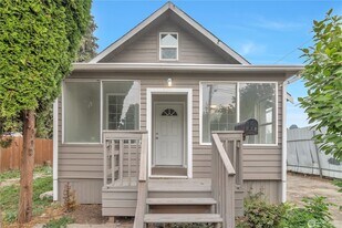 730 S Elmgrove St in Seattle, WA - Building Photo