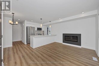 100 Casita Private in Ottawa, ON - Building Photo - Building Photo