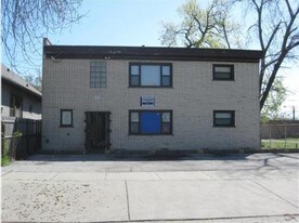 7846 S Exchange in Chicago, IL - Building Photo
