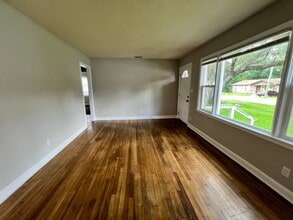 420 Sarah Dr in Goose Creek, SC - Building Photo - Building Photo