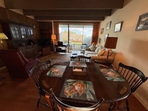 18 Gardner Bay Rd in Sunapee, NH - Building Photo - Building Photo