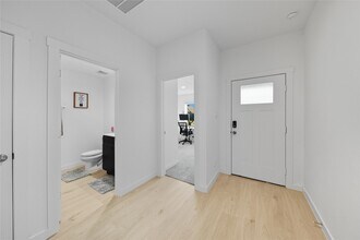 1638 Westway Dr in Fresno, TX - Building Photo - Building Photo