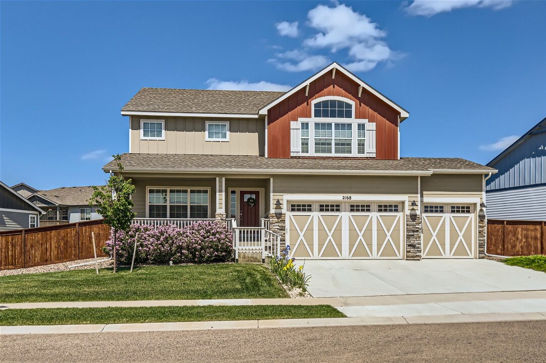 2168 Crop Row Dr in Windsor, CO - Building Photo