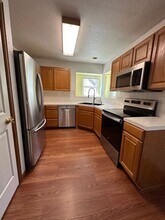 605 Meadow Dr in Windsor, CO - Building Photo - Building Photo