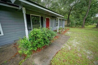 8407 Lenova Ln in Tallahassee, FL - Building Photo - Building Photo