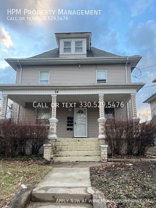 34 Grand Ave in Akron, OH - Building Photo