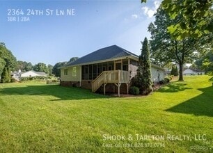 2364 24th St Ln SE in Hickory, NC - Building Photo - Building Photo