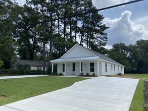 452 S 1st St in Ponchatoula, LA - Building Photo - Building Photo