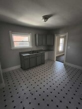 820 Butler St in Toledo, OH - Foto de edificio - Building Photo