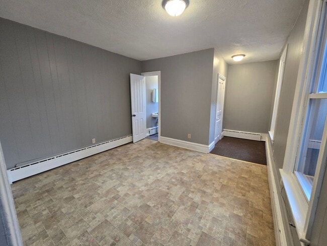 417 N Ninth St-Unit -2R in Allentown, PA - Building Photo - Building Photo