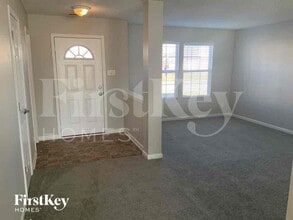 12515 Teacup Way in Indianapolis, IN - Foto de edificio - Building Photo