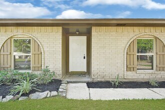 206 Sweetgum Dr in League City, TX - Building Photo - Building Photo