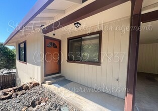 96 S Norlin St in Sonora, CA - Foto de edificio - Building Photo