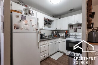 607 W Wrightwood Ave in Chicago, IL - Building Photo - Building Photo