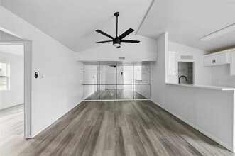 6037 McAfee Dr in The Colony, TX - Building Photo - Building Photo
