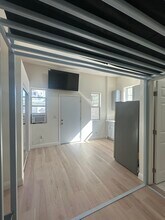 1223 Elden Ave, Unit D in Los Angeles, CA - Foto de edificio - Building Photo