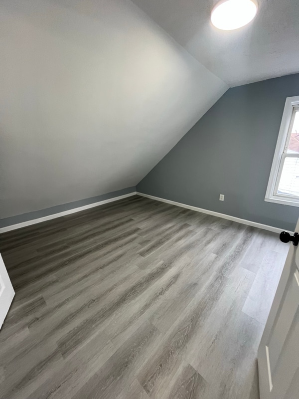 100 Smith St in Newark, NJ - Foto de edificio - Building Photo