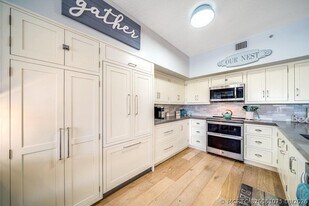 250 NE 3rd Ave in Delray Beach, FL - Building Photo