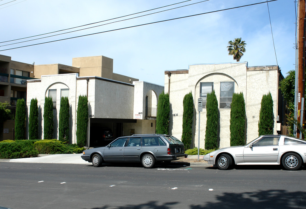 1825-1831 Harrison St in Concord, CA - Foto de edificio