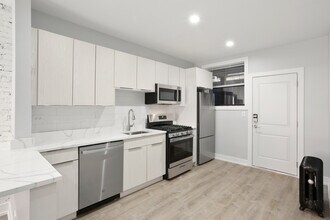 1706 W Juneway Terrace in Chicago, IL - Building Photo - Building Photo
