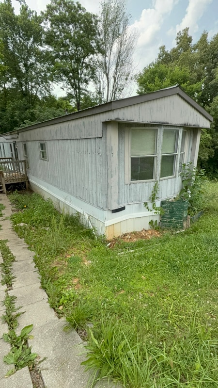 property at 170 Woodland Rd