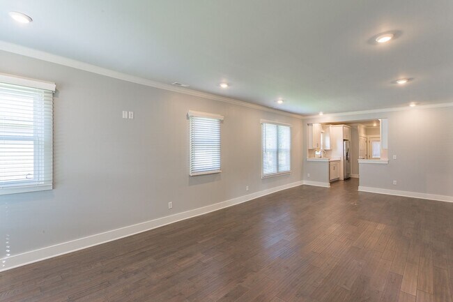 1025 Peachtree St in Chattanooga, TN - Building Photo - Building Photo