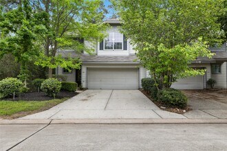 107 W Burberry Cir in Conroe, TX - Building Photo - Building Photo