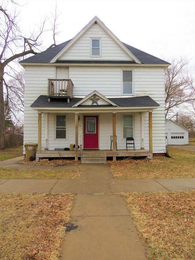 property at 712 McDonough St