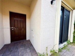 3472 SE 3rd St in Homestead, FL - Building Photo - Building Photo