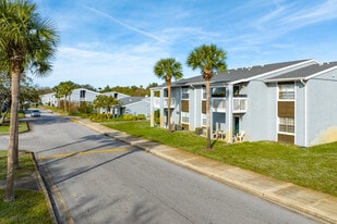 Emerald Place Apartments in Titusville, FL - Building Photo