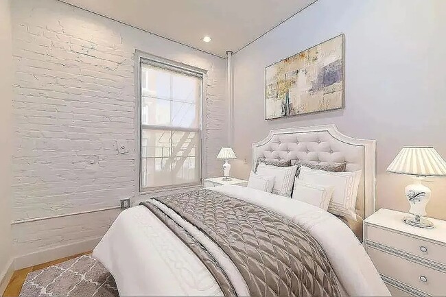 7 Rivington St, Unit 10