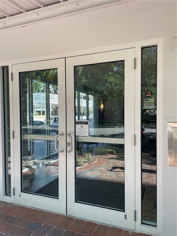 210 5th Ave S in St. Petersburg, FL - Building Photo - Building Photo
