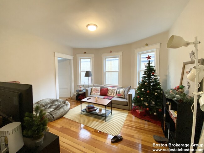 3 Sudan St, Unit 1