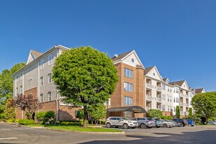 Altair in Elmwood Park, NJ - Building Photo