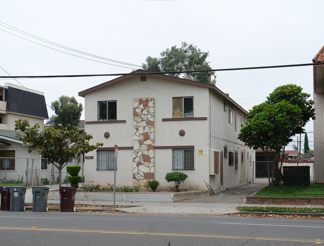 1124 Santa Ana Blvd in Santa Ana, CA - Building Photo - Building Photo