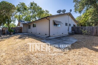 6240 Westwood Dr in Rocklin, CA - Building Photo - Building Photo